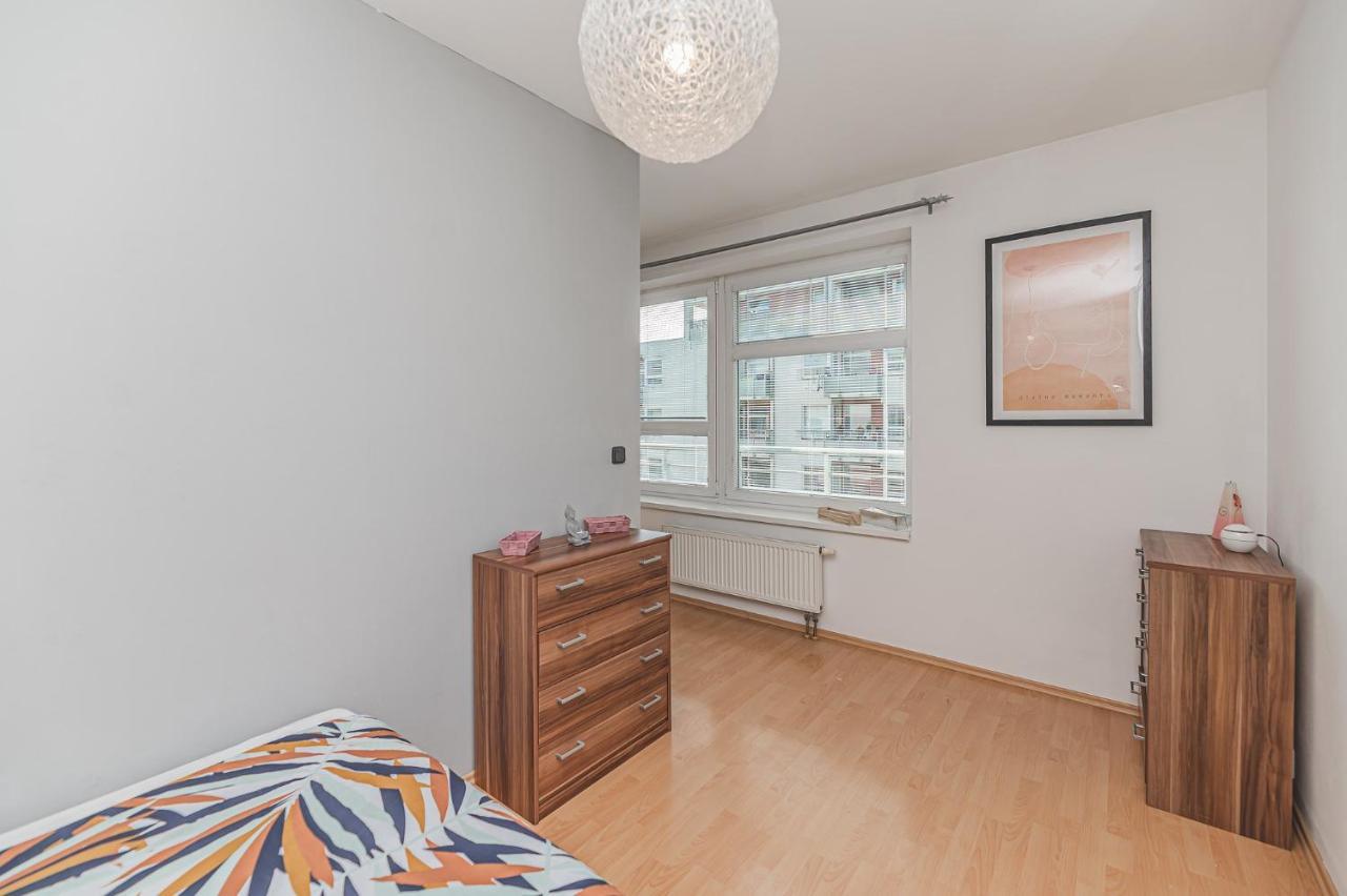 Hradec Králové °°°Carolina'S Modern Apartment °°° מראה חיצוני תמונה