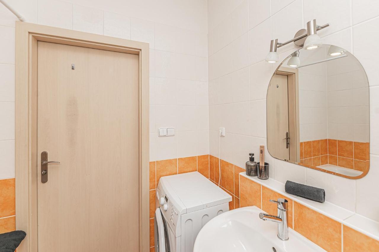 Hradec Králové °°°Carolina'S Modern Apartment °°° מראה חיצוני תמונה